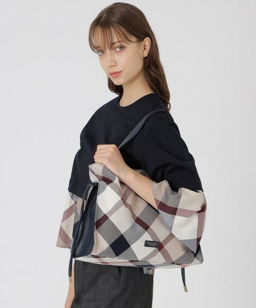 BLUE LABEL / BLACK LABEL CRESTBRIDGE / ブルーレーベル / ブラックレーベル・クレストブリッジ  ショルダーバッグ | クレストブリッジチェックカルゼギャザーバッグ | 詳細7