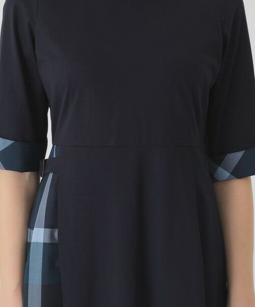 BLUE LABEL / BLACK LABEL CRESTBRIDGE / ブルーレーベル / ブラックレーベル・クレストブリッジ  ドレス | ピマコットンプレーティング天竺パーシャルチェックドレス | 詳細13