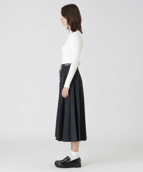 BLUE LABEL / BLACK LABEL CRESTBRIDGE / ブルーレーベル / ブラックレーベル・クレストブリッジ  ミニ・ひざ丈スカート | チノライクプリーツスカート | 詳細2