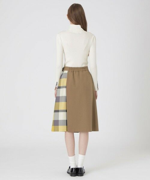 BLUE LABEL / BLACK LABEL CRESTBRIDGE / ブルーレーベル / ブラックレーベル・クレストブリッジ  ミニ・ひざ丈スカート | ウールライクツイルパーシャルチェックスカート | 詳細10