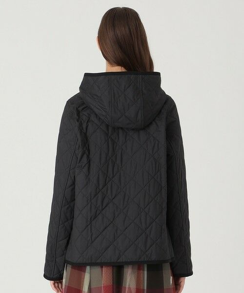 BLUE LABEL / BLACK LABEL CRESTBRIDGE / ブルーレーベル / ブラックレーベル・クレストブリッジ  その他アウター | 【一部店舗限定】クレストブリッジチェックキルティングショートコート | 詳細4