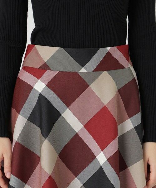 BLUE LABEL / BLACK LABEL CRESTBRIDGE / ブルーレーベル / ブラックレーベル・クレストブリッジ ミニ・ひざ丈スカート | 【一部店舗限定】クレストブリッジチェックフレアスカート | 詳細4