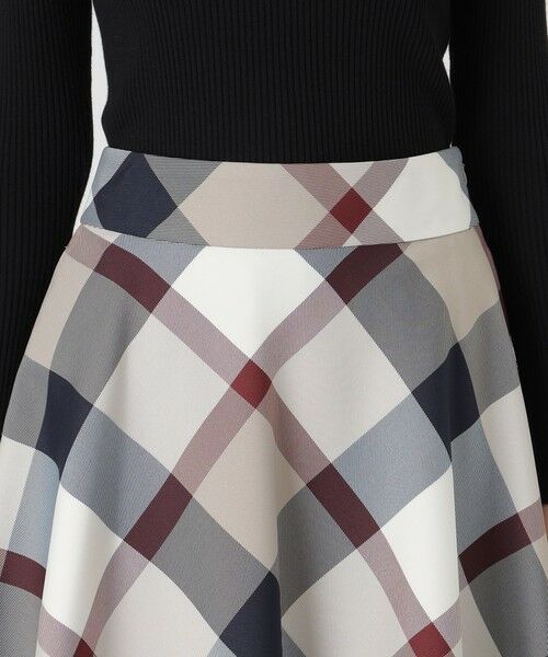 BLUE LABEL / BLACK LABEL CRESTBRIDGE / ブルーレーベル / ブラックレーベル・クレストブリッジ ミニ・ひざ丈スカート | 【一部店舗限定】クレストブリッジチェックフレアスカート | 詳細11