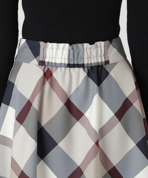 BLUE LABEL / BLACK LABEL CRESTBRIDGE / ブルーレーベル / ブラックレーベル・クレストブリッジ ミニ・ひざ丈スカート | 【一部店舗限定】クレストブリッジチェックフレアスカート | 詳細12