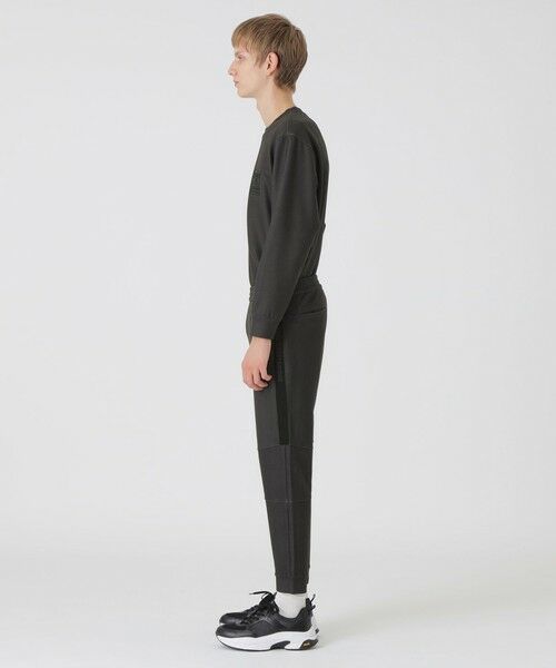 BLUE LABEL / BLACK LABEL CRESTBRIDGE / ブルーレーベル / ブラックレーベル・クレストブリッジ その他パンツ | 【BLACK lab.】ライトウェイトダウンファブリックトラックパンツ | 詳細10