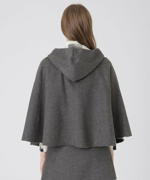 BLUE LABEL / BLACK LABEL CRESTBRIDGE / ブルーレーベル / ブラックレーベル・クレストブリッジ  その他アウター | 【取扱店舗限定】クレストブリッジチェックリバーポリウールケープコート | 詳細3