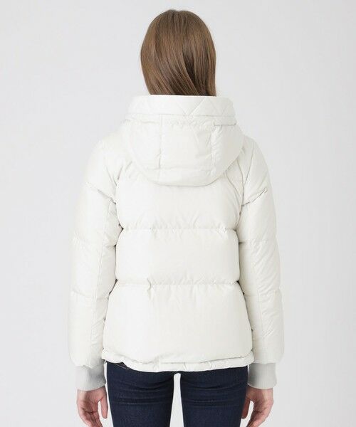 BLUE LABEL / BLACK LABEL CRESTBRIDGE / ブルーレーベル / ブラックレーベル・クレストブリッジ その他アウター | ハイマルチピーチタフタショートダウンコート | 詳細4