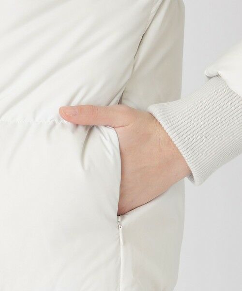 BLUE LABEL / BLACK LABEL CRESTBRIDGE / ブルーレーベル / ブラックレーベル・クレストブリッジ その他アウター | ハイマルチピーチタフタショートダウンコート | 詳細5