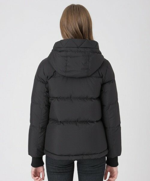 BLUE LABEL / BLACK LABEL CRESTBRIDGE / ブルーレーベル / ブラックレーベル・クレストブリッジ その他アウター | ハイマルチピーチタフタショートダウンコート | 詳細11