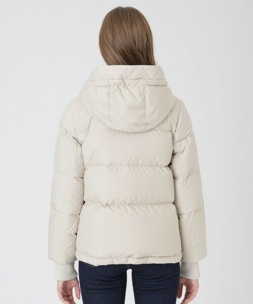 BLUE LABEL / BLACK LABEL CRESTBRIDGE / ブルーレーベル / ブラックレーベル・クレストブリッジ その他アウター | ハイマルチピーチタフタショートダウンコート | 詳細25