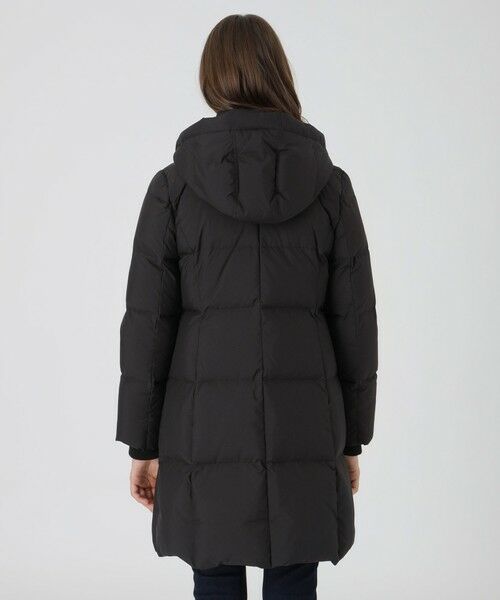 BLUE LABEL / BLACK LABEL CRESTBRIDGE / ブルーレーベル / ブラックレーベル・クレストブリッジ その他アウター | ハイマルチピーチタフタロングダウンコート | 詳細4