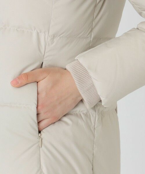 BLUE LABEL / BLACK LABEL CRESTBRIDGE / ブルーレーベル / ブラックレーベル・クレストブリッジ その他アウター | ハイマルチピーチタフタロングダウンコート | 詳細25