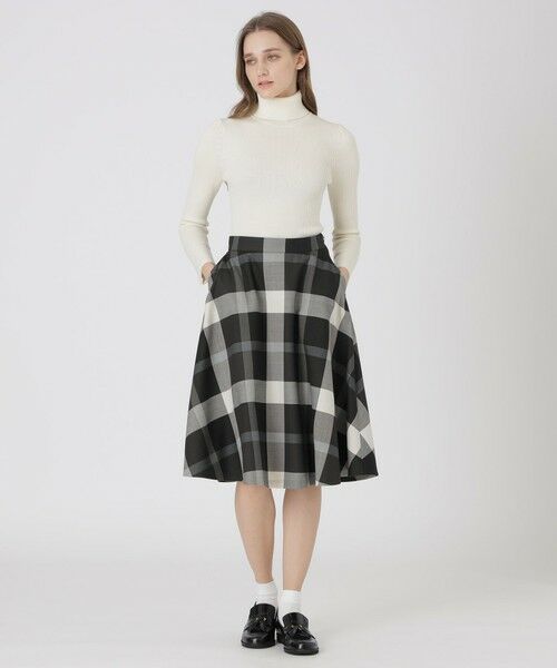 BLUE LABEL / BLACK LABEL CRESTBRIDGE / ブルーレーベル / ブラックレーベル・クレストブリッジ  ミニ・ひざ丈スカート | クレストブリッジチェックサキソニーフレアスカート | 詳細1
