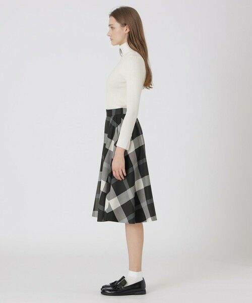 BLUE LABEL / BLACK LABEL CRESTBRIDGE / ブルーレーベル / ブラックレーベル・クレストブリッジ  ミニ・ひざ丈スカート | クレストブリッジチェックサキソニーフレアスカート | 詳細2