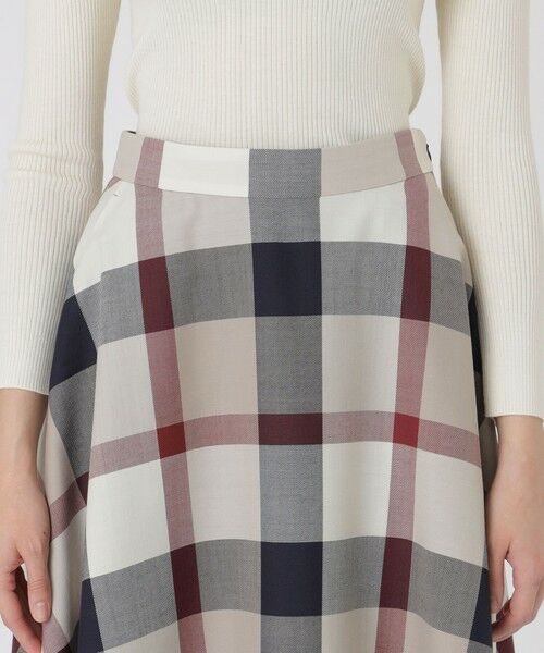 BLUE LABEL / BLACK LABEL CRESTBRIDGE / ブルーレーベル / ブラックレーベル・クレストブリッジ  ミニ・ひざ丈スカート | クレストブリッジチェックサキソニーフレアスカート | 詳細18