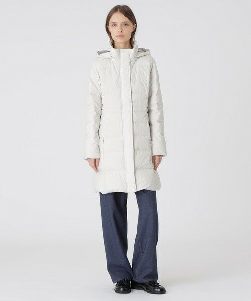 BLUE LABEL / BLACK LABEL CRESTBRIDGE / ブルーレーベル / ブラックレーベル・クレストブリッジ その他アウター | 【一部店舗限定】タフタロングダウンコート | 詳細1