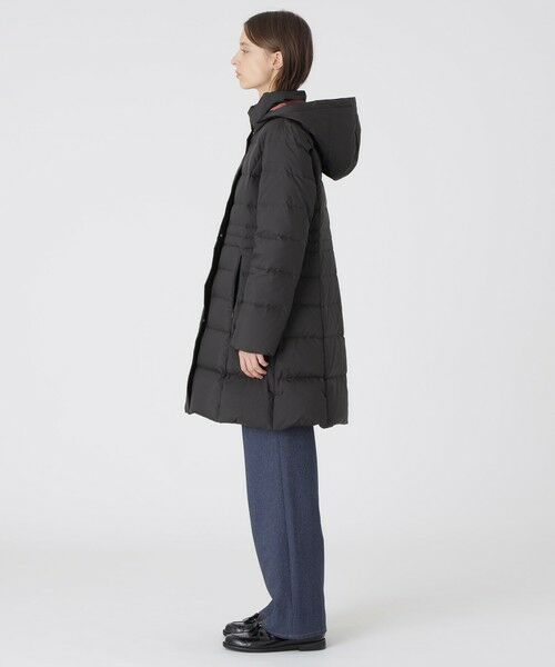 BLUE LABEL / BLACK LABEL CRESTBRIDGE / ブルーレーベル / ブラックレーベル・クレストブリッジ その他アウター | 【一部店舗限定】タフタロングダウンコート | 詳細11