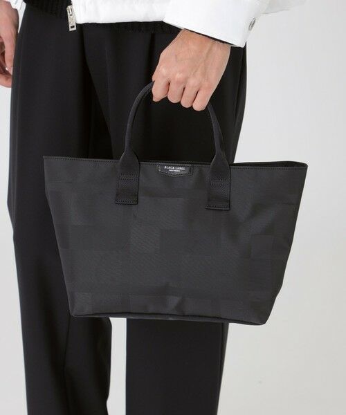 BLUE LABEL / BLACK LABEL CRESTBRIDGE / ブルーレーベル / ブラックレーベル・クレストブリッジ  ショルダーバッグ | 【一部店舗限定】シャドーチェックランチトート | 詳細1