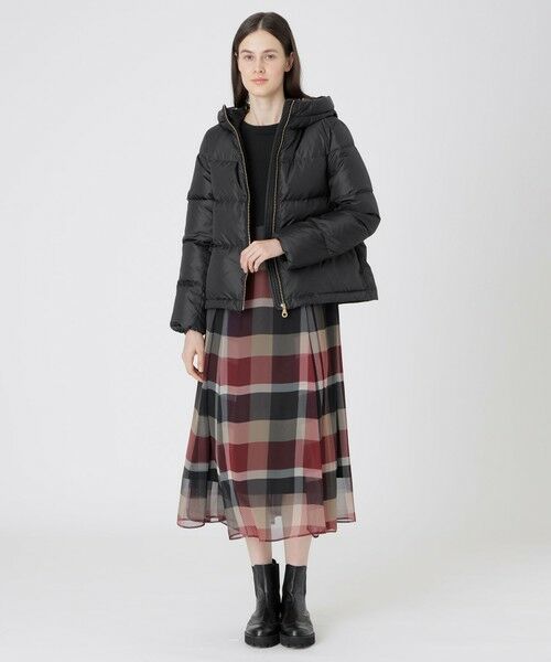 BLUE LABEL / BLACK LABEL CRESTBRIDGE / ブルーレーベル / ブラックレーベル・クレストブリッジ  その他アウター | 【はっ水】タフタダウンコート | 詳細1