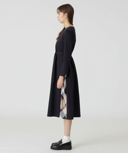 BLUE LABEL / BLACK LABEL CRESTBRIDGE / ブルーレーベル / ブラックレーベル・クレストブリッジ  ドレス | 【一部店舗限定】コンパクトライトポンチドレス | 詳細10