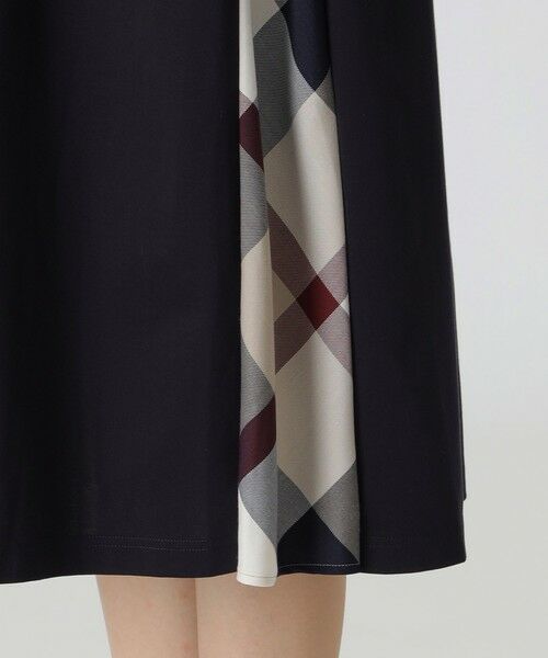 BLUE LABEL / BLACK LABEL CRESTBRIDGE / ブルーレーベル / ブラックレーベル・クレストブリッジ  ドレス | 【一部店舗限定】コンパクトライトポンチドレス | 詳細16