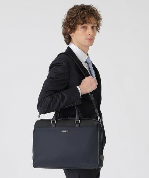 BLUE LABEL / BLACK LABEL CRESTBRIDGE / ブルーレーベル / ブラックレーベル・クレストブリッジ  ショルダーバッグ | ナイロンコンビカルゼシャドークレストブリッジチェックビジネスブリーフ | 詳細7
