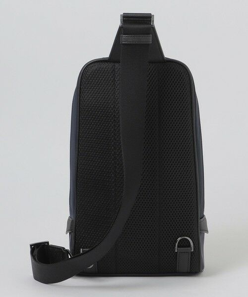 BLUE LABEL / BLACK LABEL CRESTBRIDGE / ブルーレーベル / ブラックレーベル・クレストブリッジ  ショルダーバッグ | ナイロンコンビカルゼシャドークレストブリッジチェックビジネスボディバッグ | 詳細9