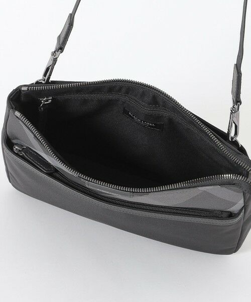 BLUE LABEL / BLACK LABEL CRESTBRIDGE / ブルーレーベル / ブラックレーベル・クレストブリッジ  ショルダーバッグ | ライトウェイトコーデュラバリスティックサコッシュ | 詳細5