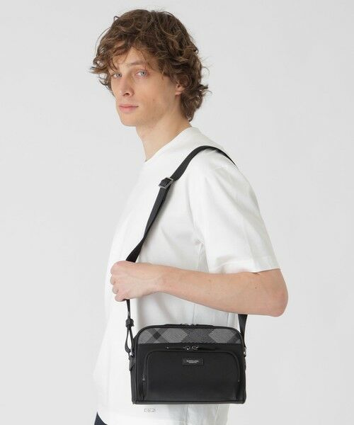 BLUE LABEL / BLACK LABEL CRESTBRIDGE / ブルーレーベル / ブラックレーベル・クレストブリッジ  ショルダーバッグ | ナイロンコンビカルゼシャドークレストブリッジチェックビジネスショルダーバッグ | 詳細1