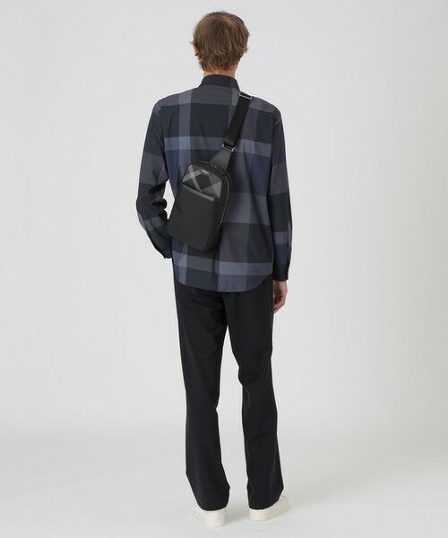 BLUE LABEL / BLACK LABEL CRESTBRIDGE / ブルーレーベル / ブラックレーベル・クレストブリッジ  ショルダーバッグ | ライトウェイトコーデュラバリスティックスマートボディバック | 詳細2