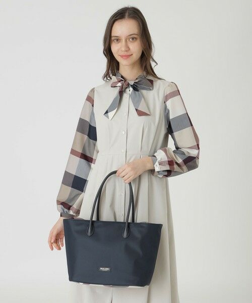 BLUE LABEL / BLACK LABEL CRESTBRIDGE / ブルーレーベル / ブラックレーベル・クレストブリッジ  ショルダーバッグ | パーシャルクレストブリッジチェックナイロントート | 詳細15