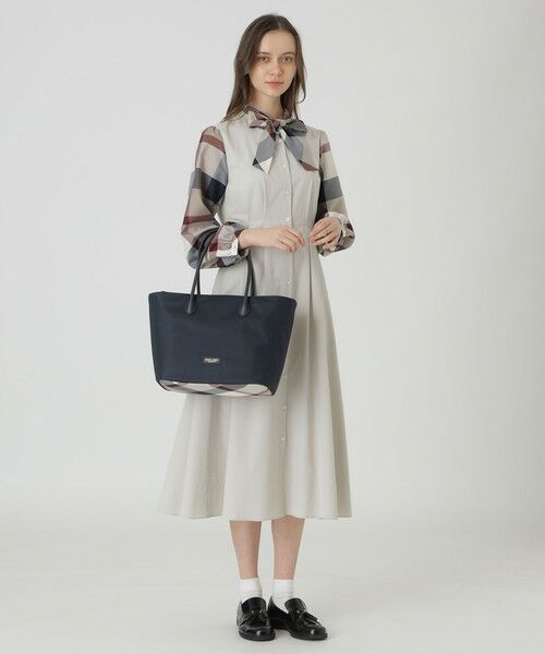 BLUE LABEL / BLACK LABEL CRESTBRIDGE / ブルーレーベル / ブラックレーベル・クレストブリッジ  ショルダーバッグ | パーシャルクレストブリッジチェックナイロントート | 詳細16