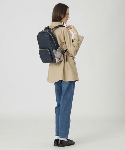 BLUE LABEL / BLACK LABEL CRESTBRIDGE / ブルーレーベル / ブラックレーベル・クレストブリッジ  ショルダーバッグ | パーシャルクレストブリッジチェックナイロンバックパック | 詳細8