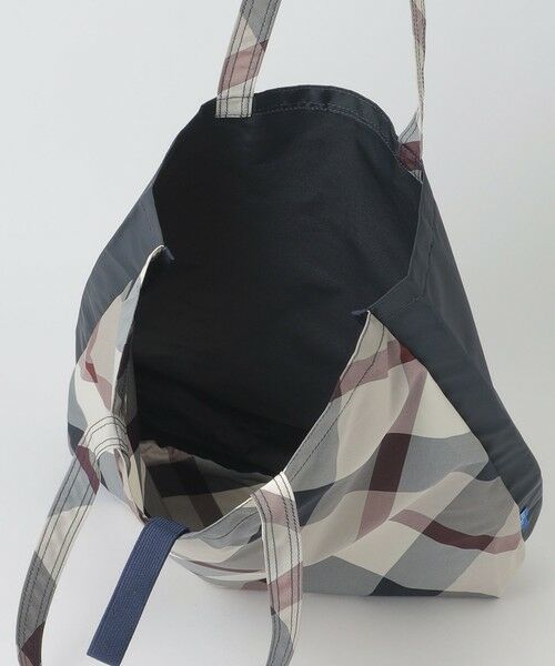 BLUE LABEL / BLACK LABEL CRESTBRIDGE / ブルーレーベル / ブラックレーベル・クレストブリッジ  ショルダーバッグ | パーシャルクレストブリッジチェックエコバッグ | 詳細12