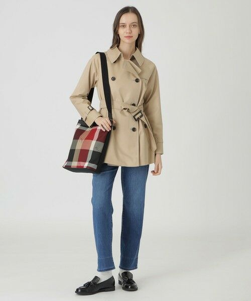 BLUE LABEL / BLACK LABEL CRESTBRIDGE / ブルーレーベル / ブラックレーベル・クレストブリッジ  ショルダーバッグ | クレストブリッジチェックロゴプリント縦長ショルダー | 詳細2