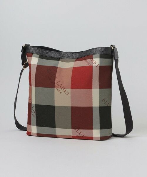 BLUE LABEL / BLACK LABEL CRESTBRIDGE / ブルーレーベル / ブラックレーベル・クレストブリッジ  ショルダーバッグ | クレストブリッジチェックロゴプリント縦長ショルダー（レッド1）