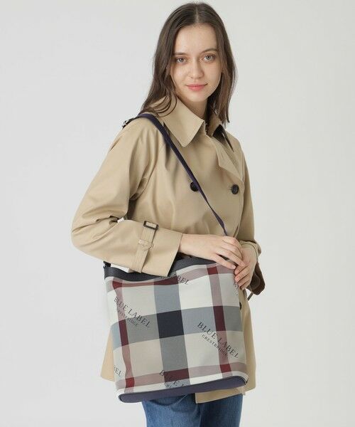 BLUE LABEL / BLACK LABEL CRESTBRIDGE / ブルーレーベル / ブラックレーベル・クレストブリッジ  ショルダーバッグ | クレストブリッジチェックロゴプリント縦長ショルダー | 詳細7