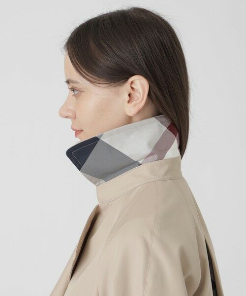 BLUE LABEL / BLACK LABEL CRESTBRIDGE / ブルーレーベル / ブラックレーベル・クレストブリッジ  その他アウター | バックコンシャスショートトレンチコート | 詳細15