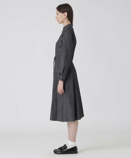 BLUE LABEL / BLACK LABEL CRESTBRIDGE / ブルーレーベル / ブラックレーベル・クレストブリッジ ドレス | ライトスラブシャンブレーシャツドレス | 詳細3