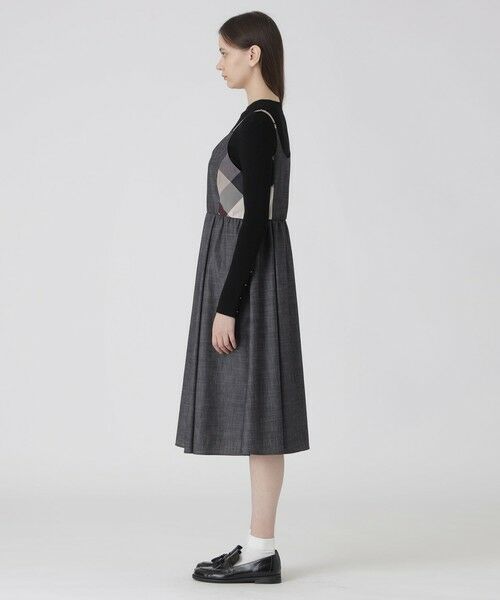 BLUE LABEL / BLACK LABEL CRESTBRIDGE / ブルーレーベル / ブラックレーベル・クレストブリッジ ドレス | ライトスラブシャンブレーキャミソールドレス | 詳細1