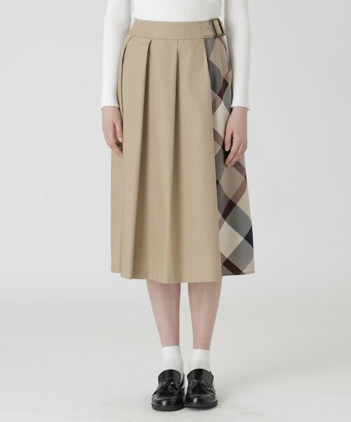 BLUE LABEL / BLACK LABEL CRESTBRIDGE / ブルーレーベル / ブラックレーベル・クレストブリッジ  ミニ・ひざ丈スカート | シャルマンストレッチツイルフロントプリーツスカート（ベージュ3）