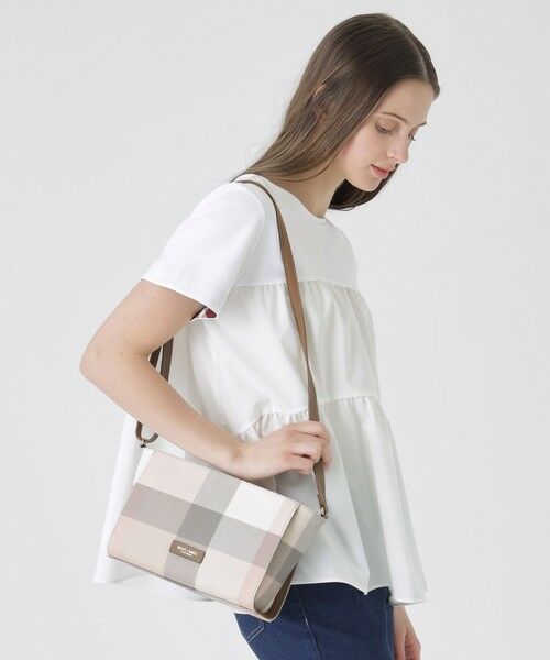 BLUE LABEL / BLACK LABEL CRESTBRIDGE / ブルーレーベル / ブラックレーベル・クレストブリッジ  ショルダーバッグ | クレストブリッジチェックPVCミニショルダー | 詳細1