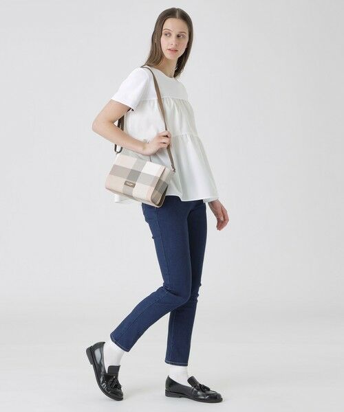 BLUE LABEL / BLACK LABEL CRESTBRIDGE / ブルーレーベル / ブラックレーベル・クレストブリッジ  ショルダーバッグ | クレストブリッジチェックPVCミニショルダー | 詳細2