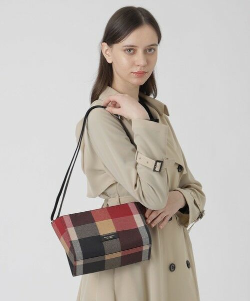 BLUE LABEL / BLACK LABEL CRESTBRIDGE / ブルーレーベル / ブラックレーベル・クレストブリッジ  ショルダーバッグ | クレストブリッジチェックPVCミニショルダー | 詳細8