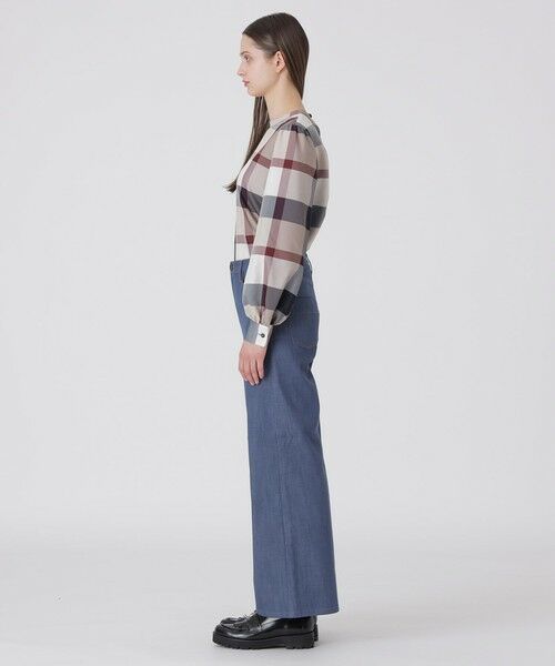 BLUE LABEL / BLACK LABEL CRESTBRIDGE / ブルーレーベル / ブラックレーベル・クレストブリッジ  その他パンツ | 【一部店舗限定】スラブシャンブレーワイドパンツ | 詳細2