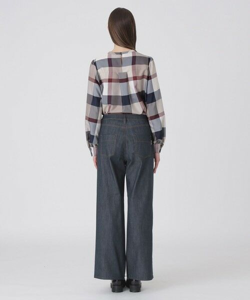 BLUE LABEL / BLACK LABEL CRESTBRIDGE / ブルーレーベル / ブラックレーベル・クレストブリッジ  その他パンツ | 【一部店舗限定】スラブシャンブレーワイドパンツ | 詳細11