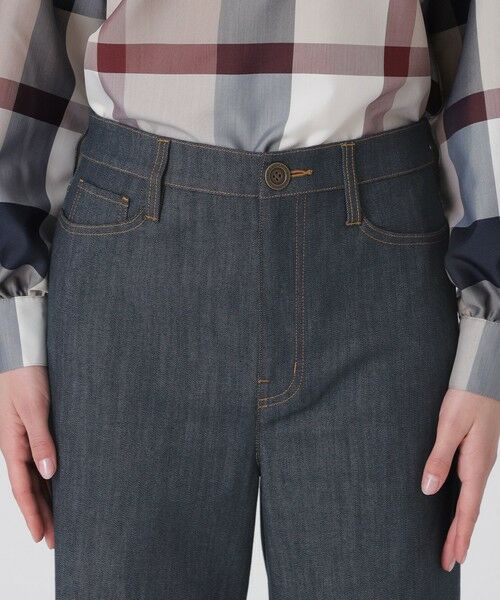 BLUE LABEL / BLACK LABEL CRESTBRIDGE / ブルーレーベル / ブラックレーベル・クレストブリッジ  その他パンツ | 【一部店舗限定】スラブシャンブレーワイドパンツ | 詳細12