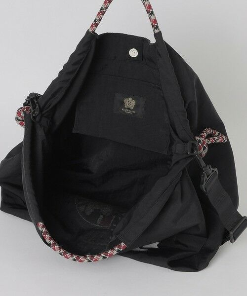 BLUE LABEL / BLACK LABEL CRESTBRIDGE / ブルーレーベル / ブラックレーベル・クレストブリッジ  ショルダーバッグ | 【10th ANNIVERSARY】ブリティッシュエンブロイダリーマルチバッグ | 詳細4