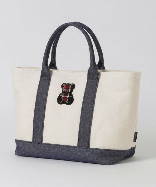 BLUE LABEL / BLACK LABEL CRESTBRIDGE / ブルーレーベル / ブラックレーベル・クレストブリッジ  ショルダーバッグ | 【予約販売】【一部店舗限定】クレストブリッジチェックベアワッペンドライバーズトート（オフホワイト1）