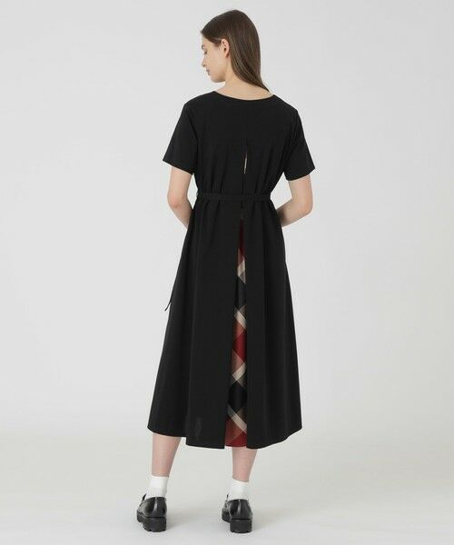 BLUE LABEL / BLACK LABEL CRESTBRIDGE / ブルーレーベル / ブラックレーベル・クレストブリッジ  ドレス | 【接触冷感】【抗菌防臭】【UVカット】【吸水速乾】コンパクトポンチドレス | 詳細1